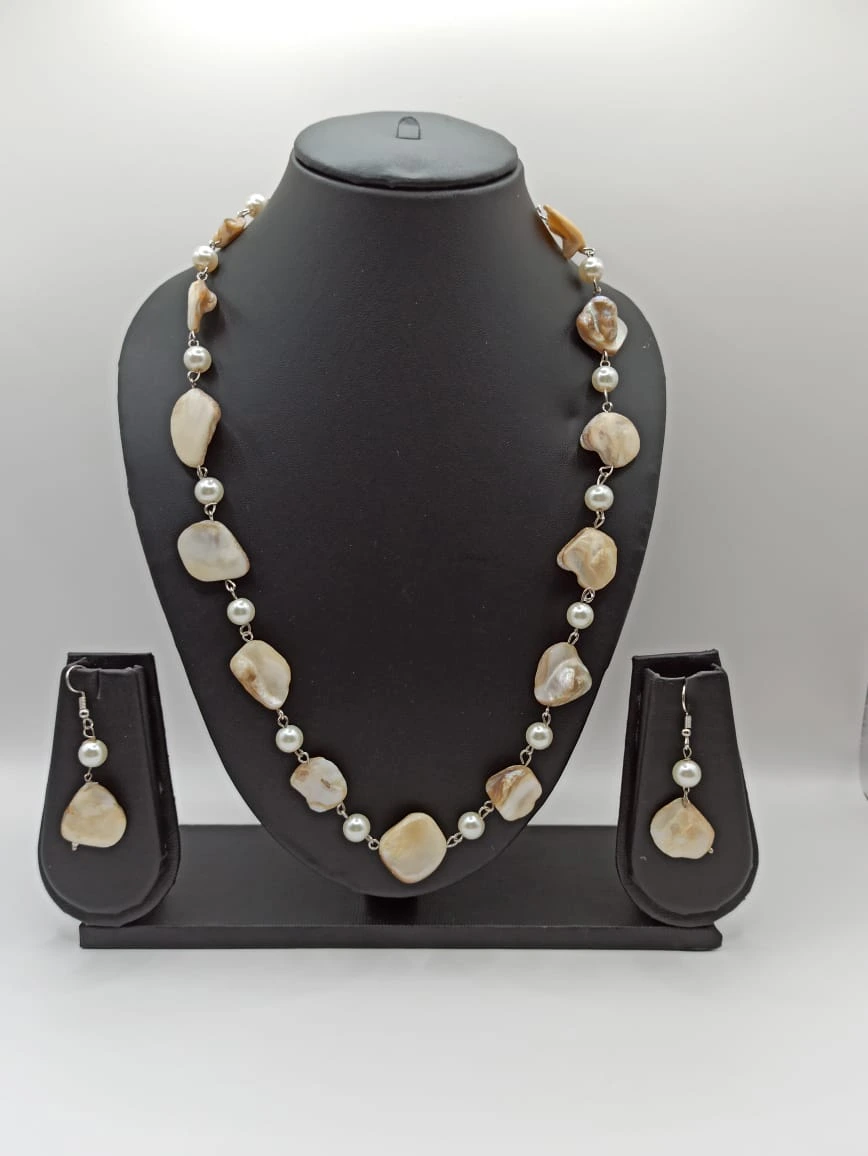 Luna Grace Necklace