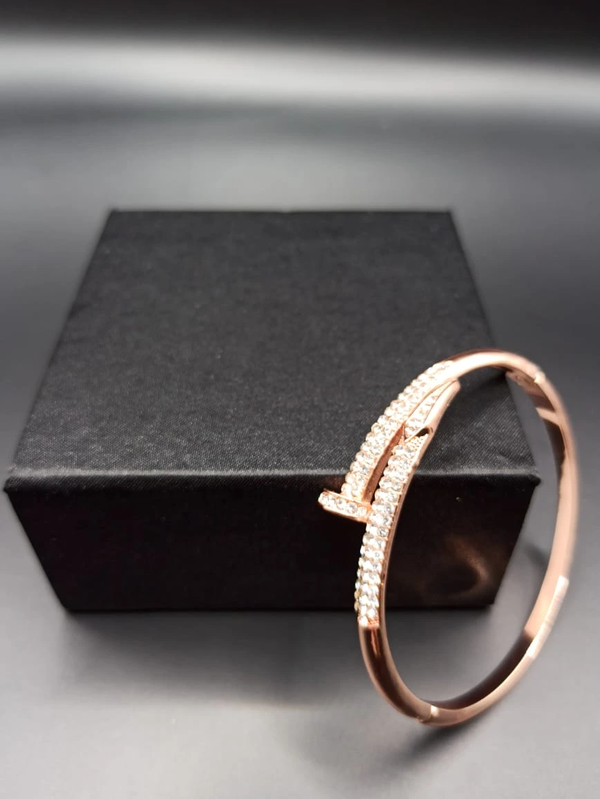 Rose Aura Bracelet - Image 4